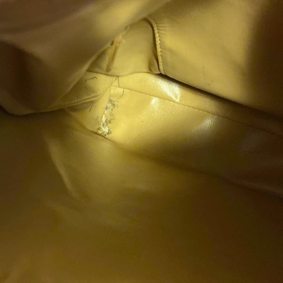 Stuart Weitzman Beige Gloss Checked Dotcom Napa handbag. - Picture 6 of 8